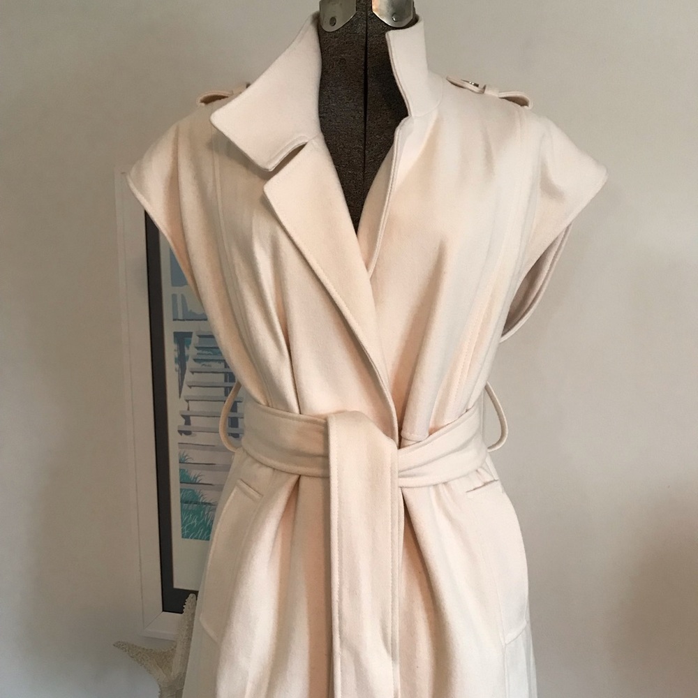 Women’s Marciano Off White Wool Vest Coat🍁